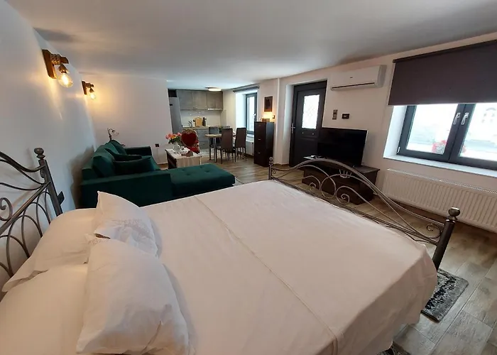 Tatil Evi Maria Tsomou *