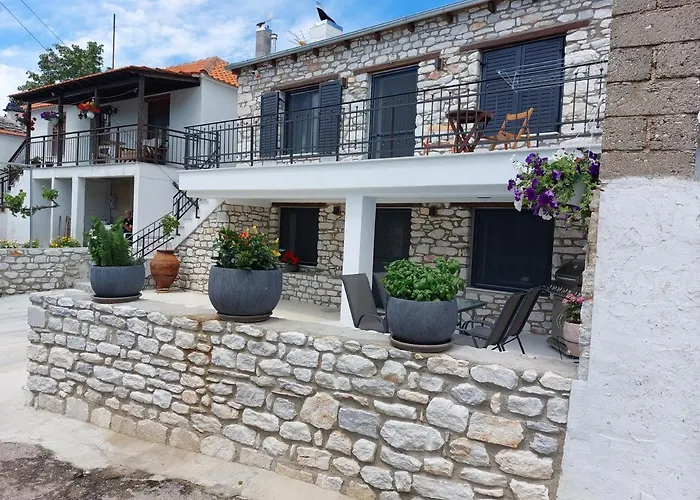 Maria Tsomou Theologos (Thasos)